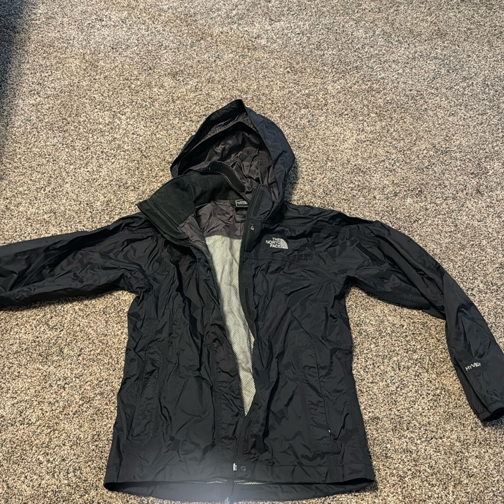 Boys North face windbreaker